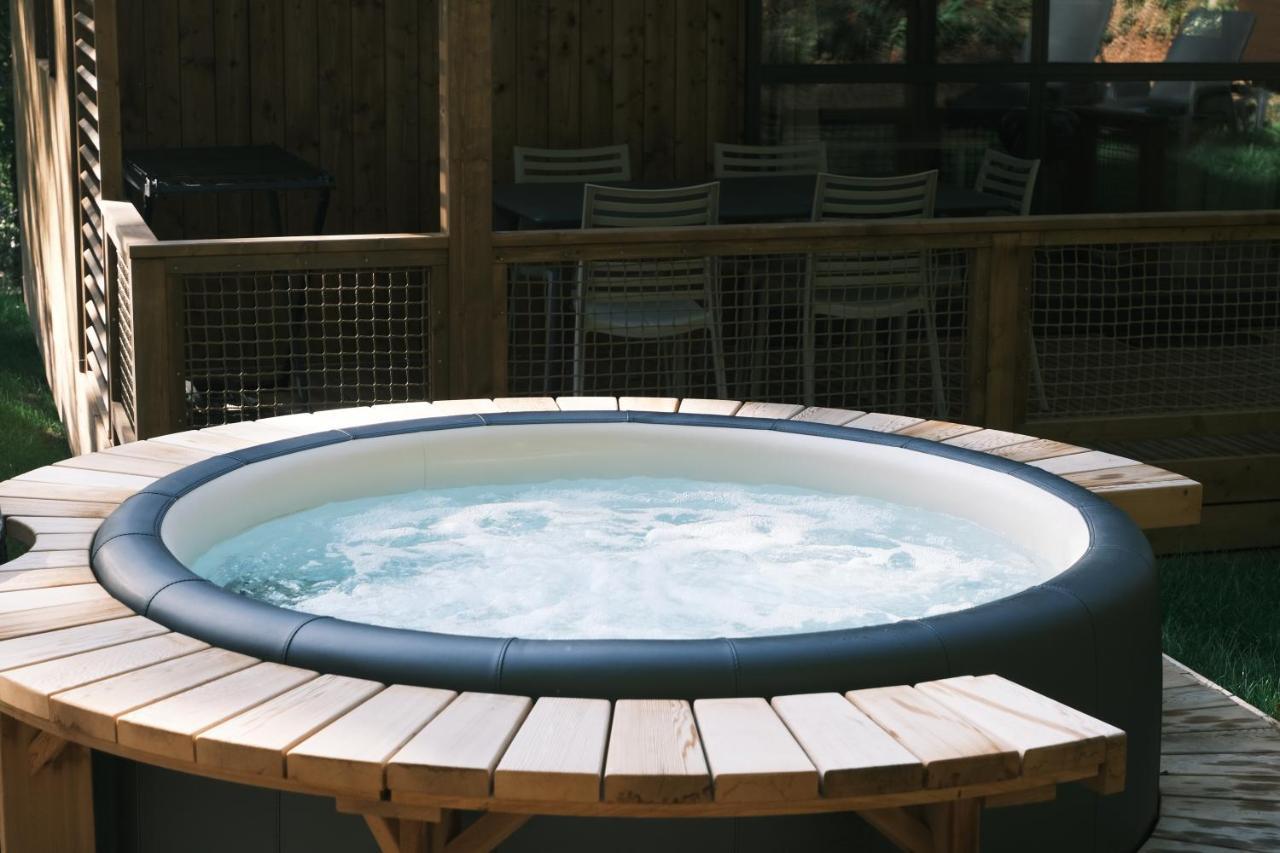 Lodge Avec Spa Privatif - Foret Et Lac Liginiac Extérieur photo