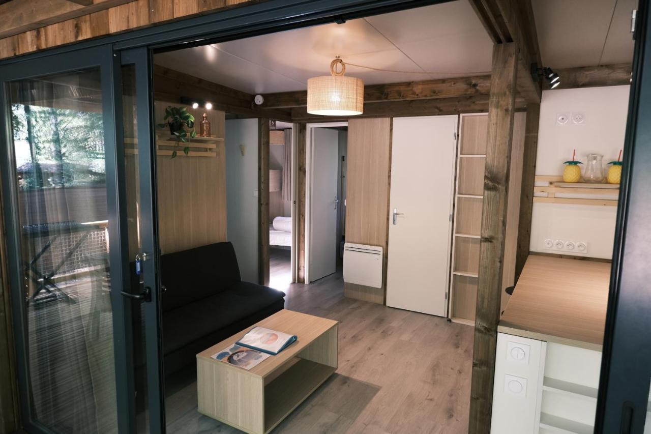 Lodge Avec Spa Privatif - Foret Et Lac Liginiac Extérieur photo