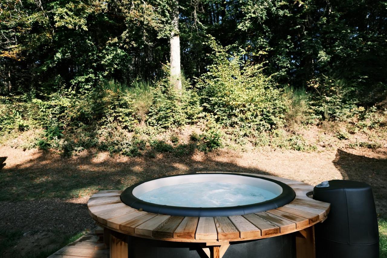 Lodge Avec Spa Privatif - Foret Et Lac Liginiac Extérieur photo