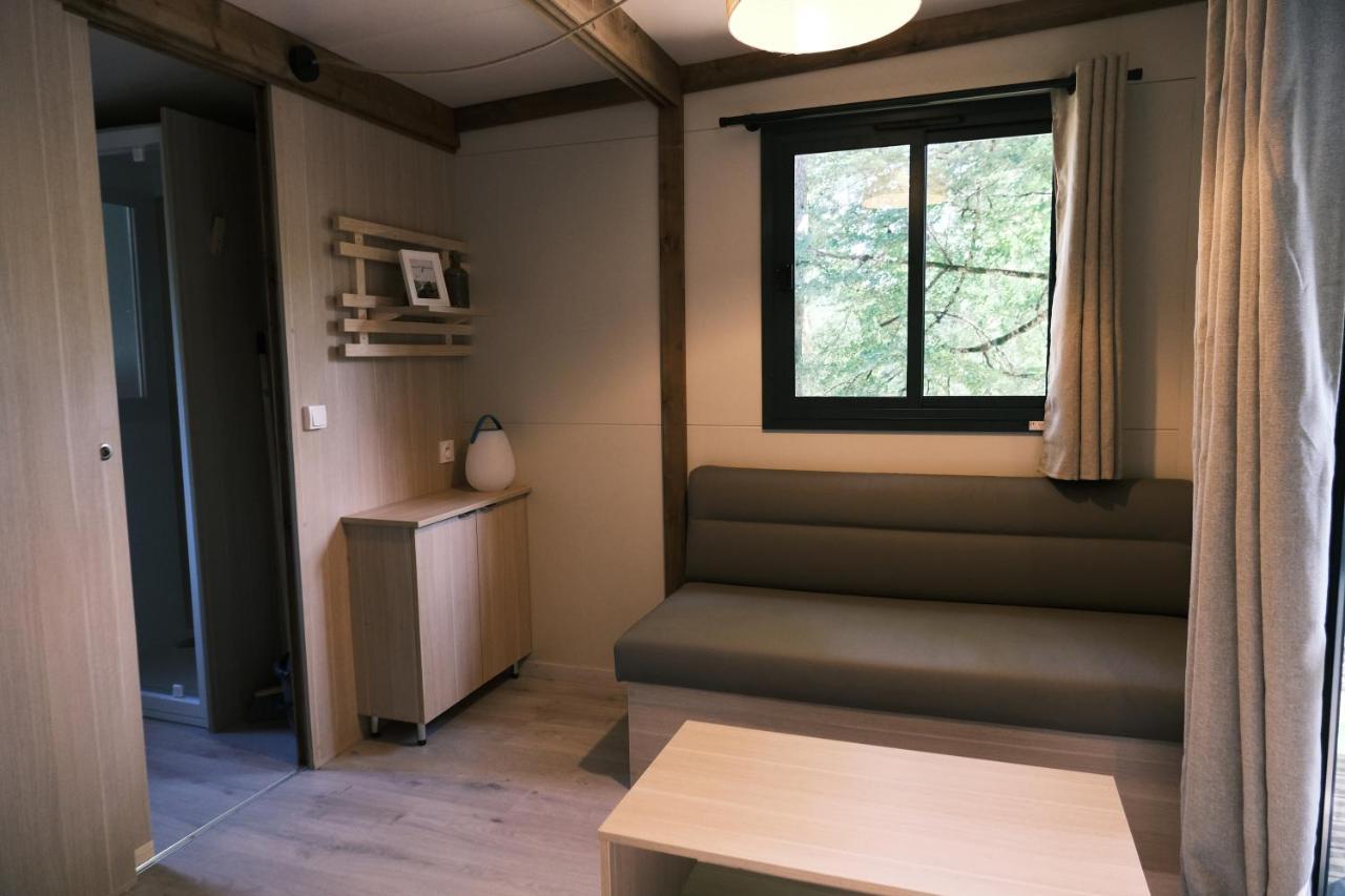 Lodge Avec Spa Privatif - Foret Et Lac Liginiac Extérieur photo