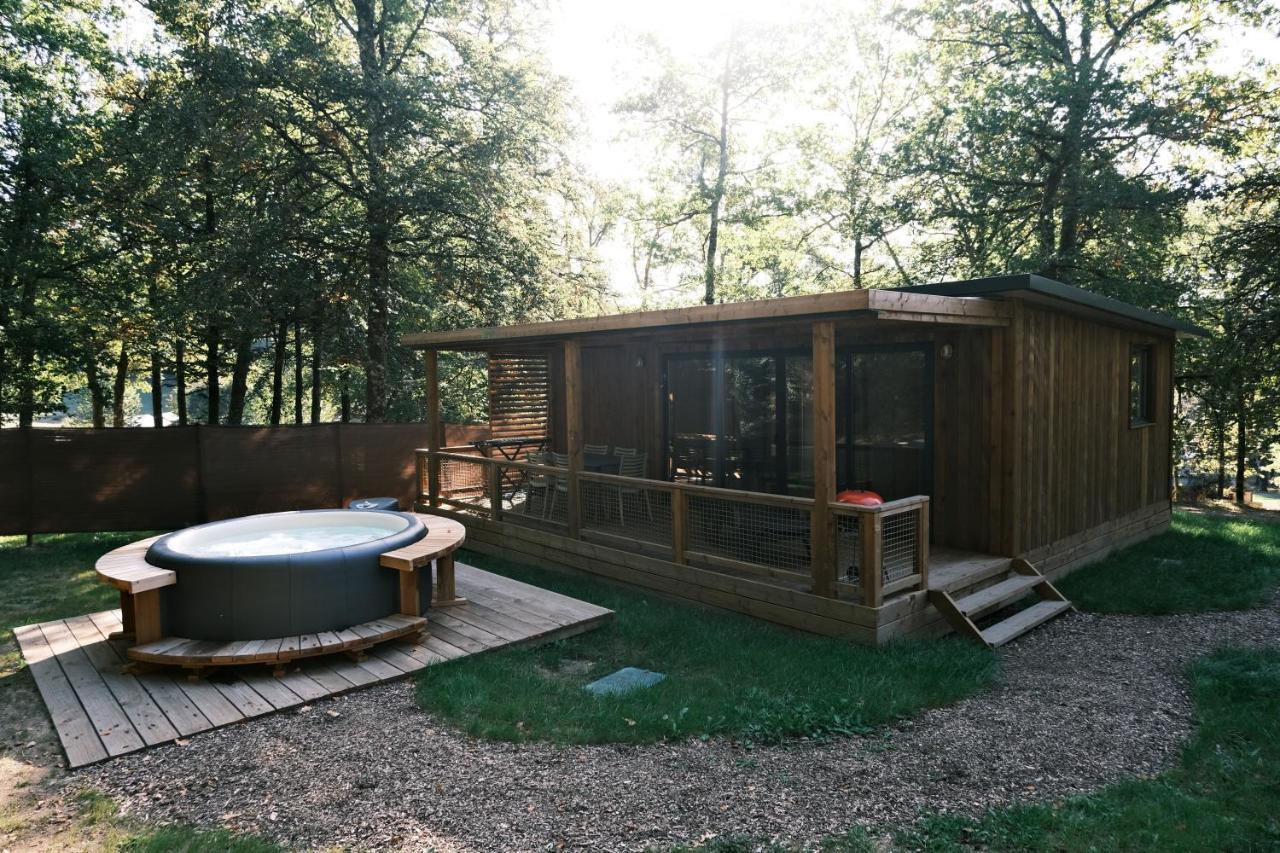 Lodge Avec Spa Privatif - Foret Et Lac Liginiac Extérieur photo