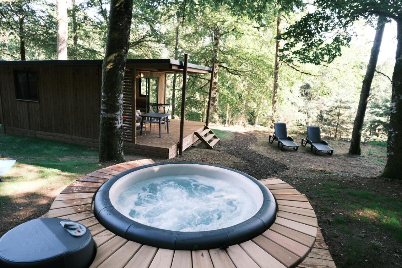 Lodge Avec Spa Privatif - Foret Et Lac Liginiac Extérieur photo
